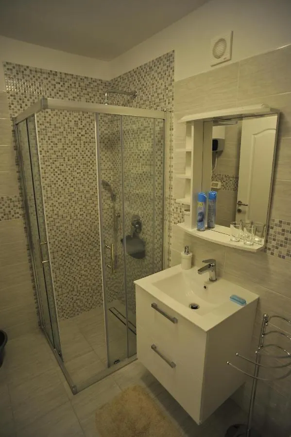 게스트하우스 Apartman Silvano 로비니